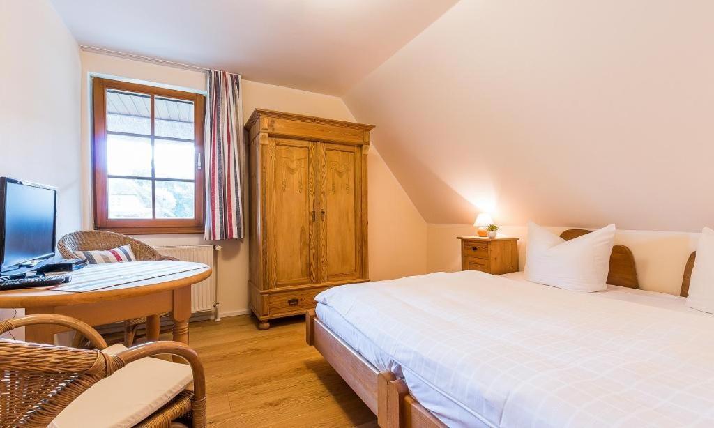 Haus Am Bodden 02 Apartment Ahrenshoop Bagian luar foto